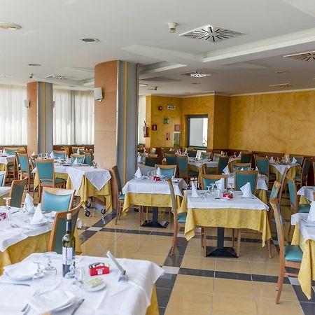 Hotel Atlas Alba Adriatica Bagian luar foto